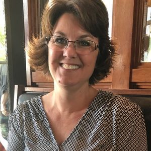 Meet your Posher, Linda